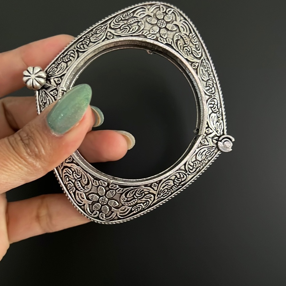 Oxidised bangle